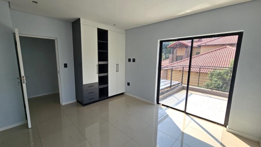 5 Bedroom Property for Sale in Melodie North West